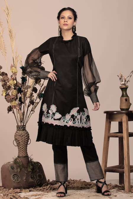 BEEJOLIYO Suede Embroidered Kurta & Pant Set 