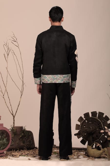 Beejoliyo Floral Embroidered Jacket & Pant Set 