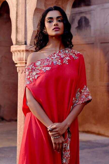 Khushboo Bagri Red Silk, Crepe, Taffeta, Bamboo Embroidery, Zardozi Asymmetric Tunic And Pant Online at Aza Fashions Khushboo Bagri_Red Silk, Crepe, Taffeta, Bamboo Embroidery, Zardozi Asymmetric Tunic And Pant _Online_at_Aza_Fashions
