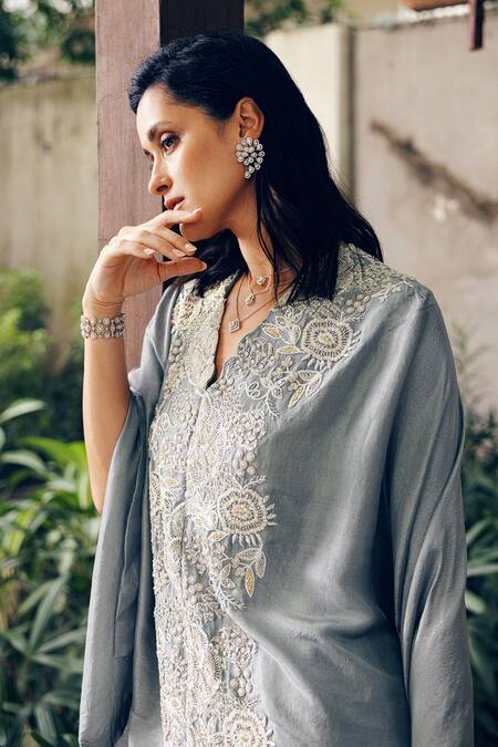 Khushboo Bagri_Blue Crepe, Taffeta Floral Embroidered Asymmetric Cape Set _Online_at_Aza_Fashions