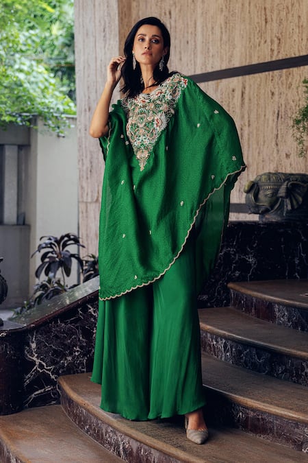 Khushboo Bagri Floral Jacquard Cape Set 