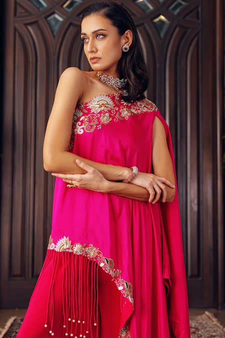 Khushboo Bagri_Fuchsia Crepe, Silk Zari One Shoulder Floral Embroidered Tunic Set _Online_at_Aza_Fashions