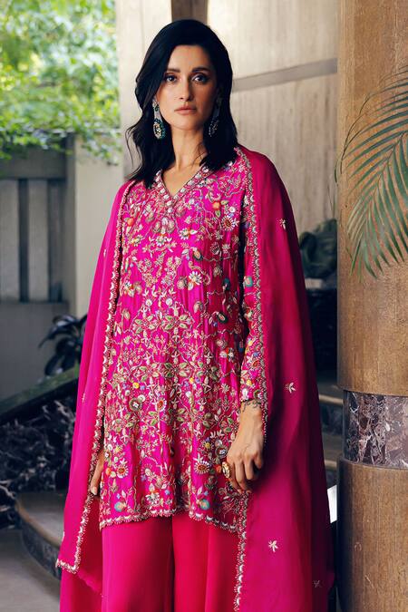 Khushboo Bagri_Fuchsia Satin, Chiffon, Jacquard, Silk Floral Zardozi Embroidered Kurta Set _Online_at_Aza_Fashions