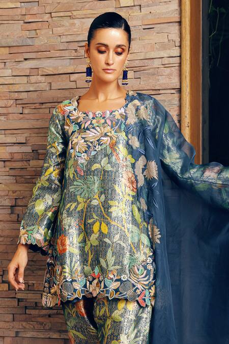 Khushboo Bagri_Blue Organza, Brocade Pearls, Sequins, Embroidery Banarasi Jacquard Kurta Set _Online_at_Aza_Fashions