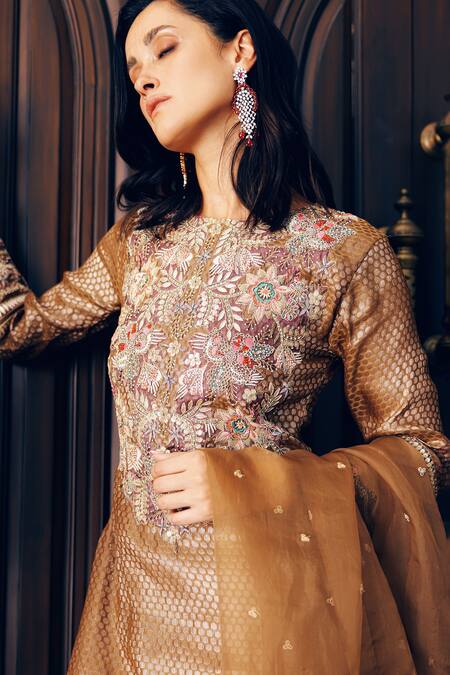 Buy Khushboo Bagri Brown Organza, Tissue, Brocade Pearls, Sequins, Embroidery Zardozi Kurta Set Online at Aza Fashions Buy_Khushboo Bagri_Brown Organza, Tissue, Brocade Pearls, Sequins, Embroidery Zardozi Kurta Set _Online_at_Aza_Fashions