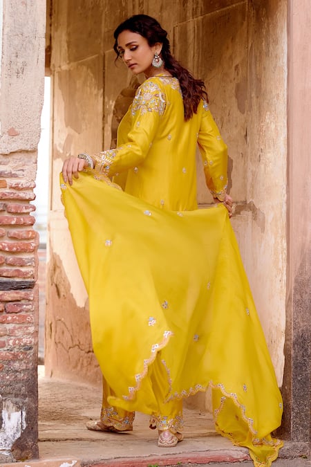 Khushboo Bagri Floral Embroidered Yellow Kurta Set 