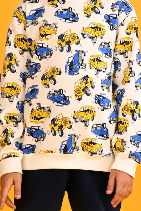 Buy_Anthrilo_White Fleece Cars Print Sweatshirt And Joggers Set _Online_at_Aza_Fashions