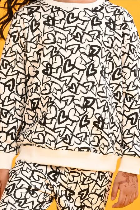 Shop_Anthrilo_Black Fleece Heart Print Jogger Set _Online_at_Aza_Fashions