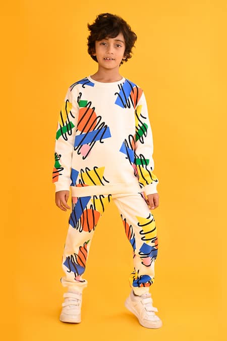Buy_Anthrilo_White Fleece Smocking Scribble Print Sweatshirt And Joggers Set _Online_at_Aza_Fashions