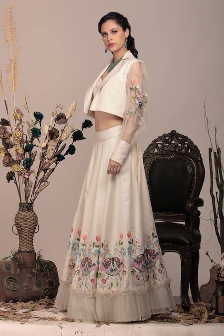 Buy_Beejoliyo_Beige Organza, Suede Embroidery Sweetheart Neck, Lehenga Set With Jacket _Online_at_Aza_Fashions