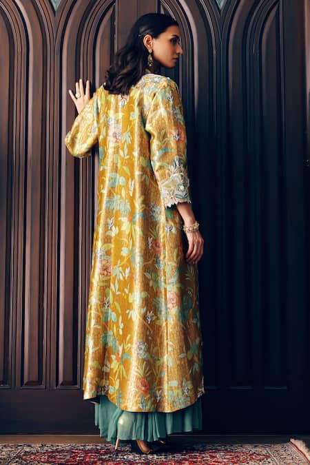Khushboo Bagri Embroidered Banarasi Jacquard Gown & Jacket 