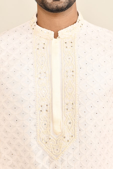 Buy_Kalighata_Ivory Embroidery Kurta Set 