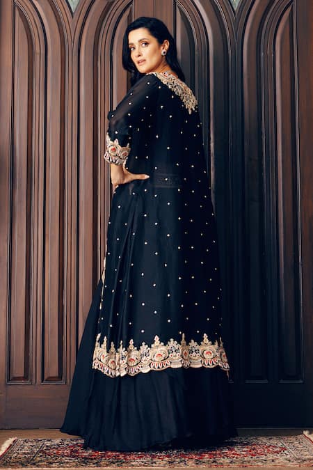 Khushboo Bagri Floral Zardozi Cape & Lehenga Set 