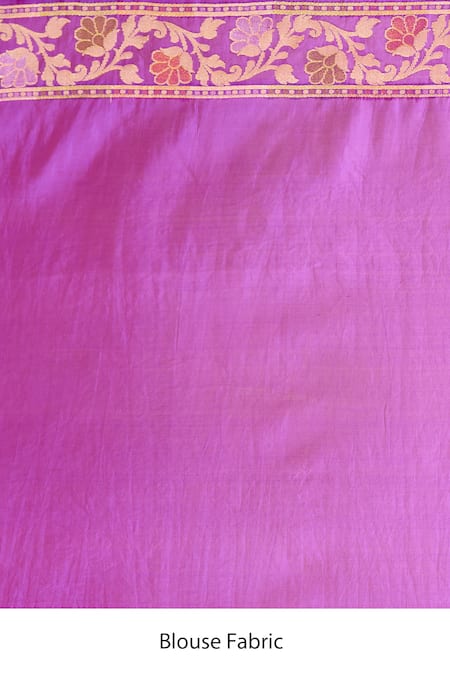 Samyukta Singhania_Purple Silk Embroidery Round Neck Floral Paisley Woven Saree With Blouse _Online_at_Aza_Fashions