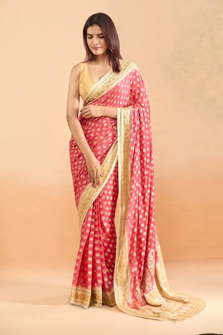 Samyukta Singhania_Peach Chiffon, Cotton, Georgette Floral Woven Butta Saree With Blouse _Online_at_Aza_Fashions