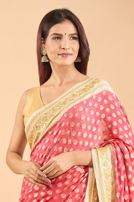 Samyukta Singhania_Peach Chiffon, Cotton, Georgette Floral Woven Butta Saree With Blouse _at_Aza_Fashions