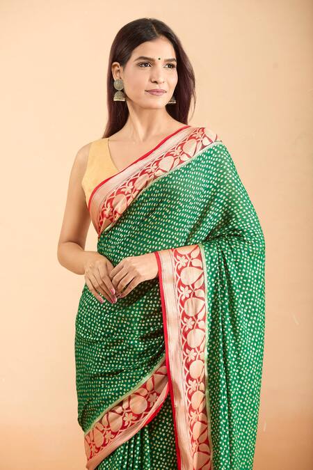 Buy_Samyukta Singhania_Green Chiffon, Cotton, Georgette Embroidery Woven Leaf Motif Saree With Blouse 