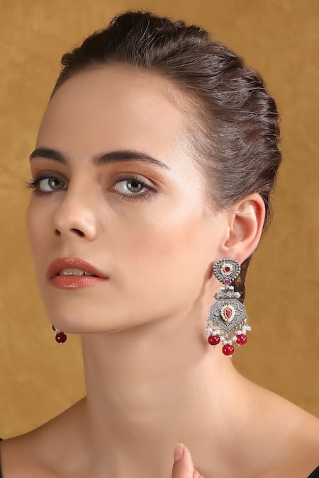 Auraa Trends Stone Embellished Carved Earrings 