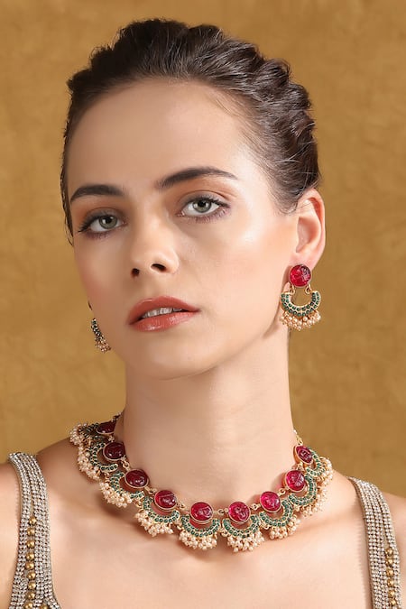 Auraa Trends Kundan Embellished Half Moon Choker Set 