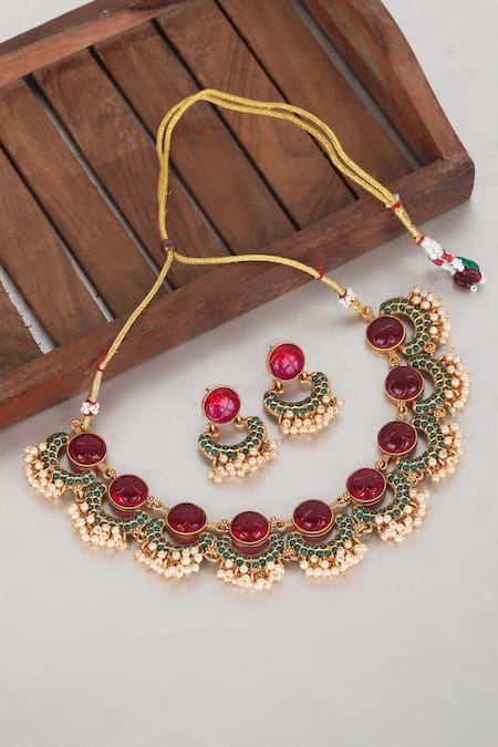 Auraa Trends Gold Kundan Half Moon Choker Set 