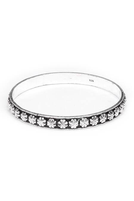 Sangeeta Boochra_Silver Plated Cut Work Floral Carved Bracelet _Online_at_Aza_Fashions