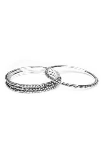 Sangeeta Boochra Silver Beaded Textured Bangle 