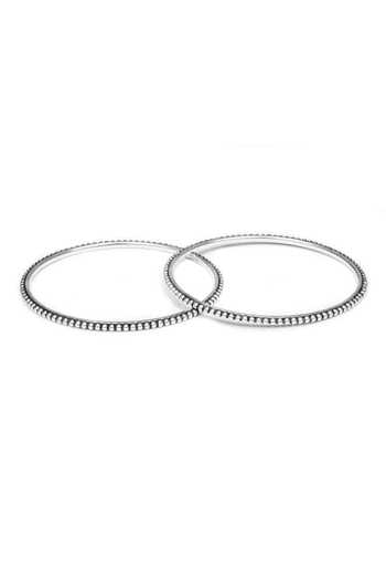 Sangeeta Boochra Textured Silver Bangle 