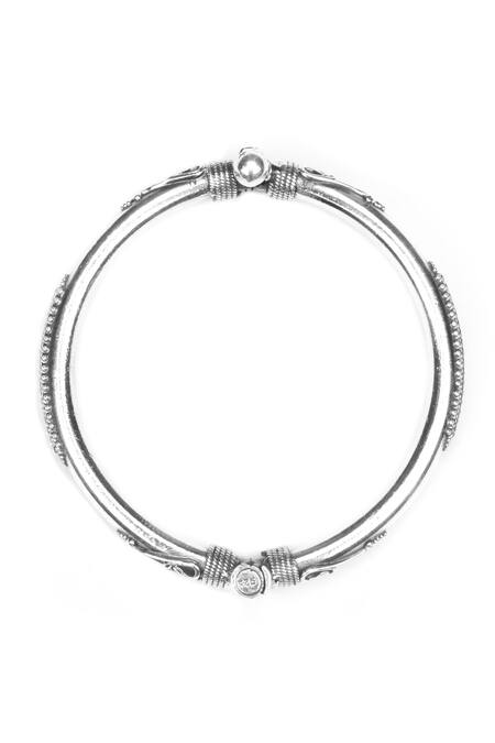 Sangeeta Boochra_Silver Plated Camilla Carved Bracelet _Online_at_Aza_Fashions