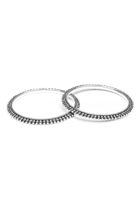 Sangeeta Boochra Textured Silver Bangle 