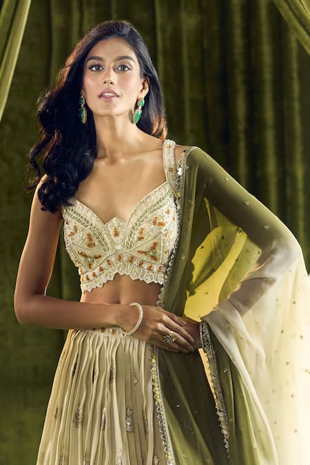 Ariyana By Aza Cream Silk, Organza, Georgette Cut Work, Elephant Hand Embroidered Lehenga Set at Aza Fashions Ariyana By Aza_Cream Silk, Organza, Georgette Cut Work, Elephant Hand Embroidered Lehenga Set _at_Aza_Fashions