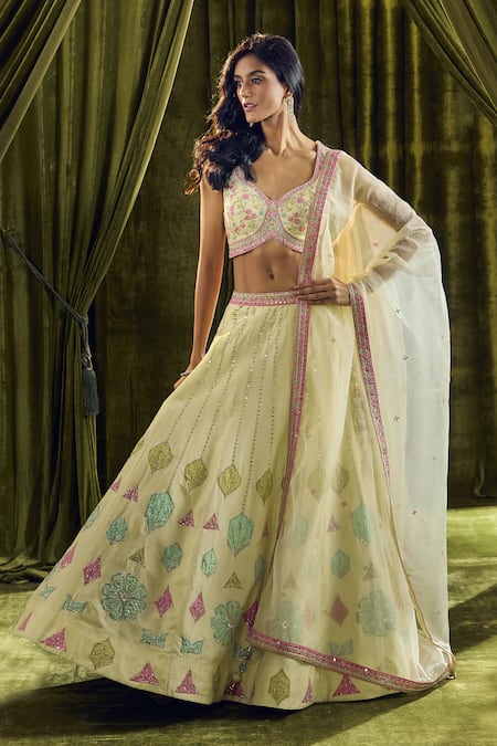 Samyukta Singhania Yellow Silk, Georgette Embroidery, Mirrors Floral Patchwork Lehenga Set at Aza Fashions Samyukta Singhania_Yellow Silk, Georgette Embroidery, Mirrors Floral Patchwork Lehenga Set _at_Aza_Fashions