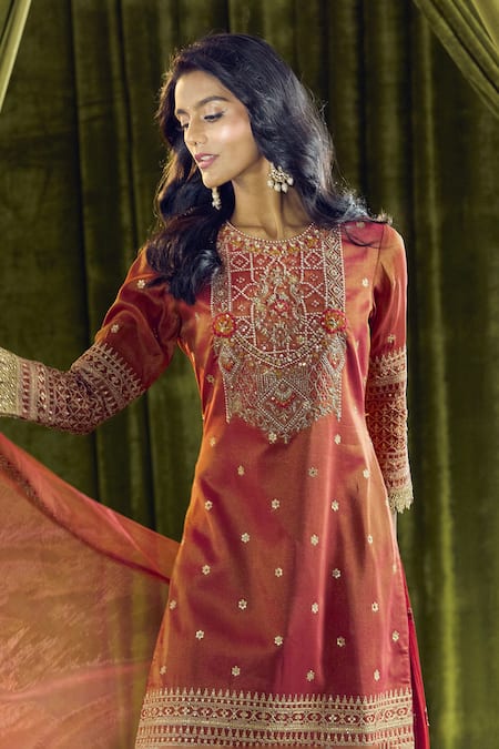 Buy_Samyukta Singhania_Orange Crepe, Georgette Pearls, Sequins, Zari, Embroidery Zardozi Kurta Set 