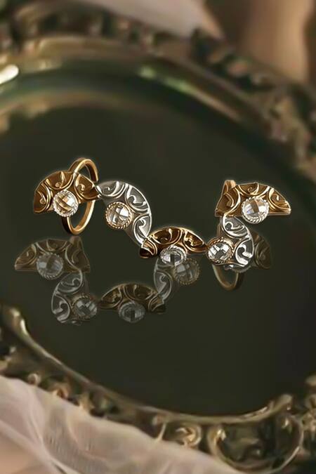 Suhani Pittie_Gold Plated Crystals Sumerian Sail Fan Double Finger Ring _Online_at_Aza_Fashions