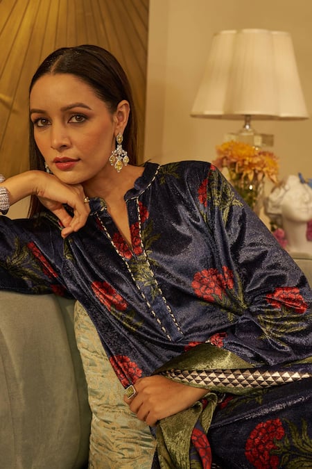 Shop Rainas Blue Velvet, Georgette Tassels, Embroidery Floral Printed Kurta Set With Scarf Online at Aza Fashions Shop_Rainas_Blue Velvet, Georgette Tassels, Embroidery Floral Printed Kurta Set With Scarf _Online_at_Aza_Fashions