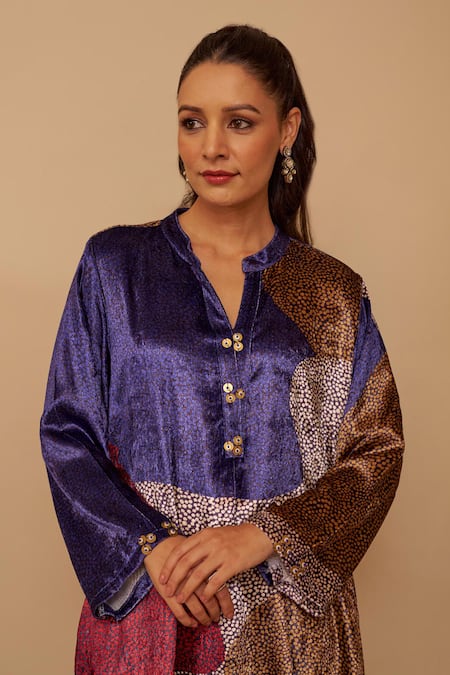 Shop Rainas Multi Color Velvet, Georgette Artisanal Strokes Print Kurta Set With Scarf Online at Aza Fashions Shop_Rainas_Multi Color Velvet, Georgette Artisanal Strokes Print Kurta Set With Scarf _Online_at_Aza_Fashions