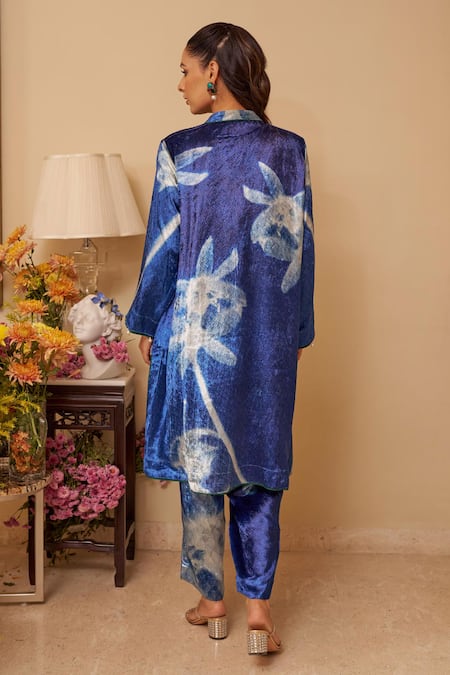 Shop Rainas Blue Velvet, Georgette Pearls, Tassels Mandarin Collar Floral Print Kurta Set at Aza Fashions Shop_Rainas_Blue Velvet, Georgette Pearls, Tassels Mandarin Collar Floral Print Kurta Set_at_Aza_Fashions
