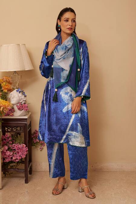 Rainas Blue Velvet, Georgette Pearls, Tassels Mandarin Collar Floral Print Kurta Set Online at Aza Fashions Rainas_Blue Velvet, Georgette Pearls, Tassels Mandarin Collar Floral Print Kurta Set_Online_at_Aza_Fashions