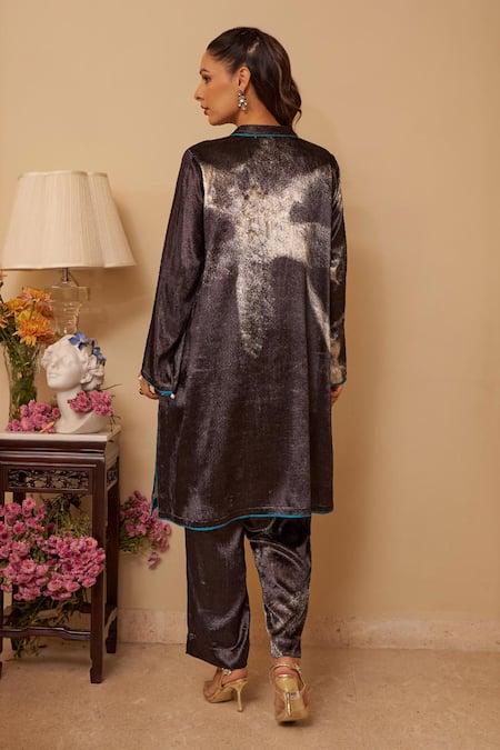Shop Rainas Black Velvet, Georgette Pearls, Tassels Brushstroke Print Kurta Set With Scarf at Aza Fashions Shop_Rainas_Black Velvet, Georgette Pearls, Tassels Brushstroke Print Kurta Set With Scarf_at_Aza_Fashions