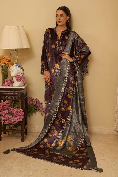 Shop_Rainas_Purple Velvet Tassels Split V-neck Floral Kurta Set With Dupatta _Online_at_Aza_Fashions