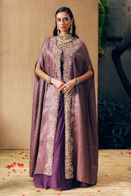 khushboo bagri Banarasi Jacquard Embroidered Jacket With Gown 