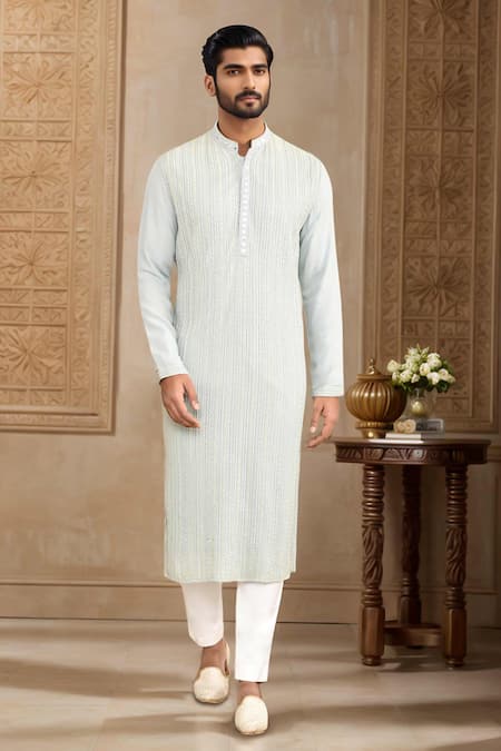 Kalighata Lucknowi Embroidered Kurta Set 