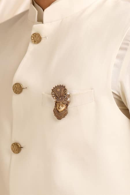 Shop_Cosa Nostraa_Gold Stones Srinathji Carved Antique Brooch _Online_at_Aza_Fashions