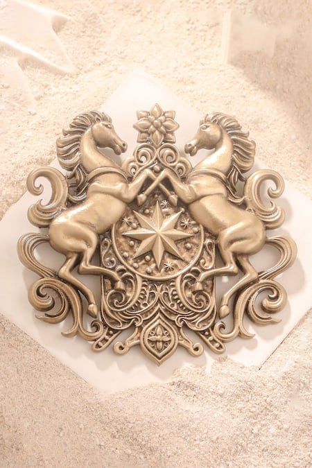 Cosa Nostraa Royal Stallion Crest Brooch 