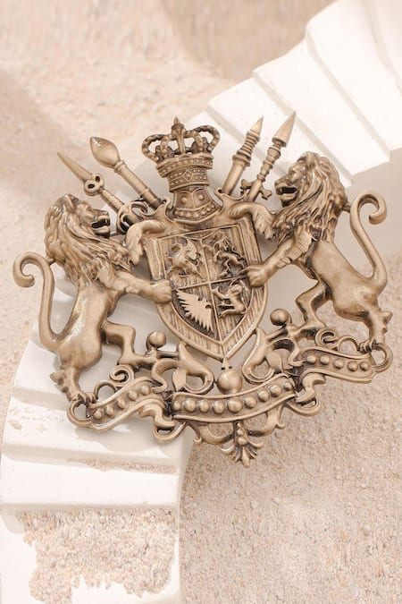 Cosa Nostraa Royal Crest Lion Brooch 