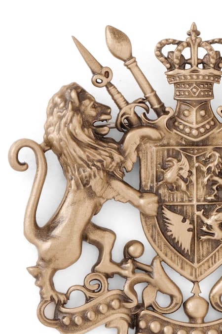 Cosa Nostraa_Gold Antique Lion Crest Brooch _Online_at_Aza_Fashions