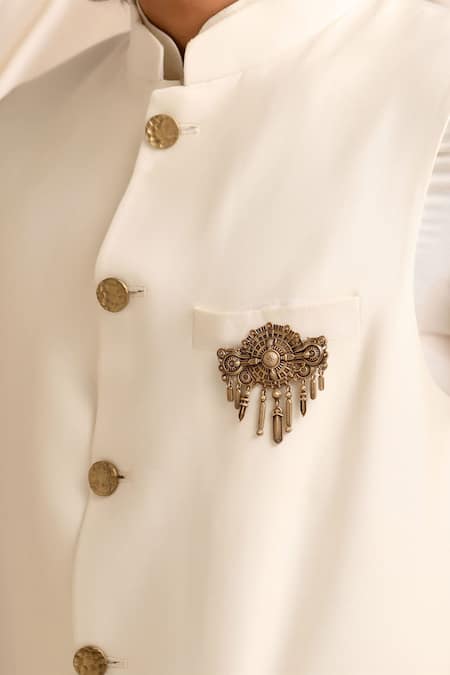 Buy_Cosa Nostraa_Gold Antique Regal Emblem Brooch 