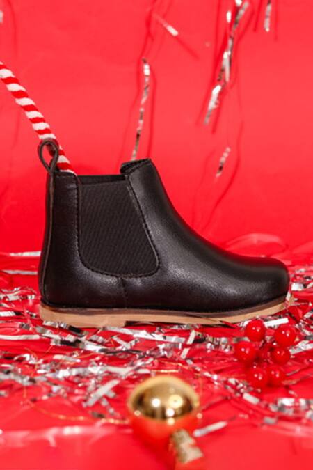 Buy_Hello JR_Black Plain Leatherette Chelsea Boots _Online_at_Aza_Fashions