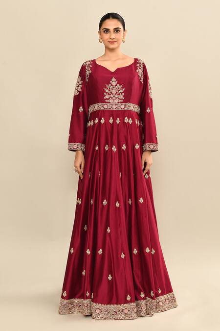 Kalighata_Maroon Chanderi Sequins, Cut Work Polo Collar Hand Embroidered Anarkali Set _Online_at_Aza_Fashions