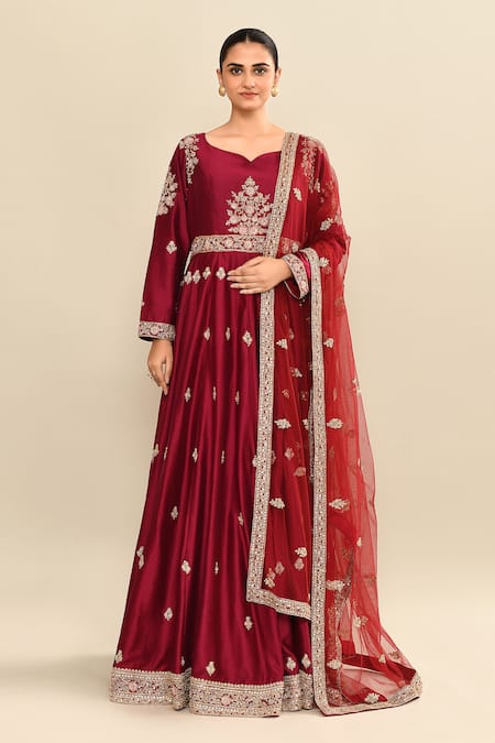 Buy_Kalighata_Maroon Chanderi Sequins, Cut Work Polo Collar Hand Embroidered Anarkali Set _Online_at_Aza_Fashions