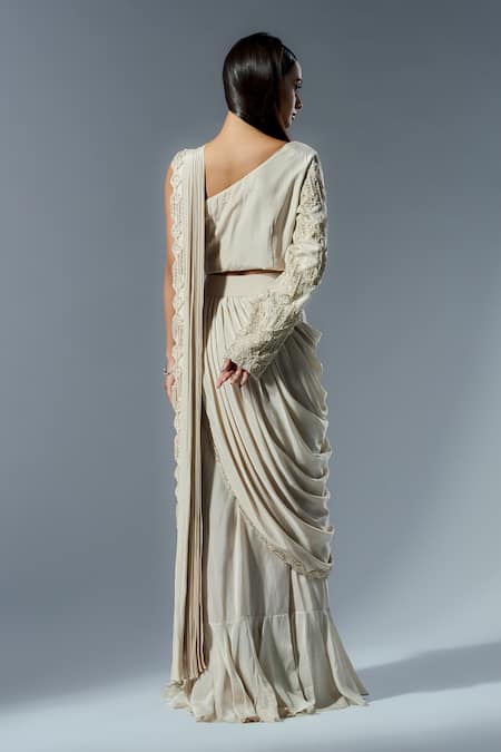 Rishi And Soujit Embroidered Border Pre-Draped Saree & Blouse 